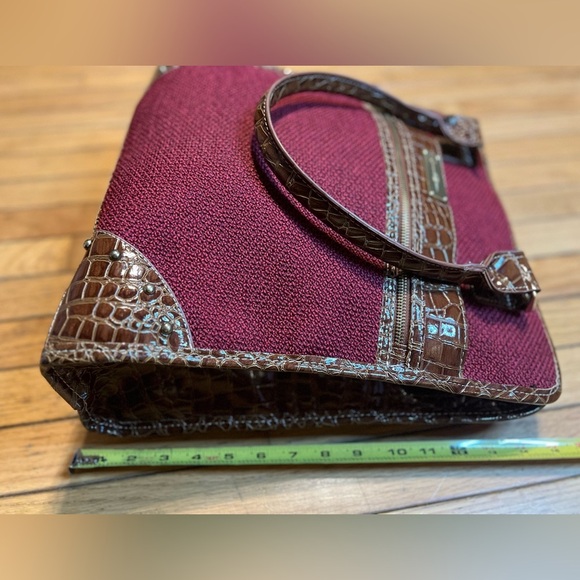 Samantha Brown Purse Overnight Tote Burgundy Woven Croc Snakeskin Print - Picture 7 of 8